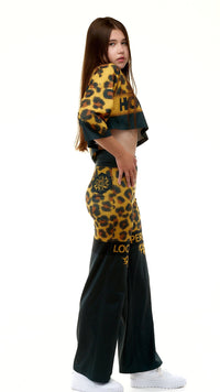 lookingperfect.fashion How About / Beast / Set BEAST - CROP TSHIRT & WIDE LEG PANTS SET